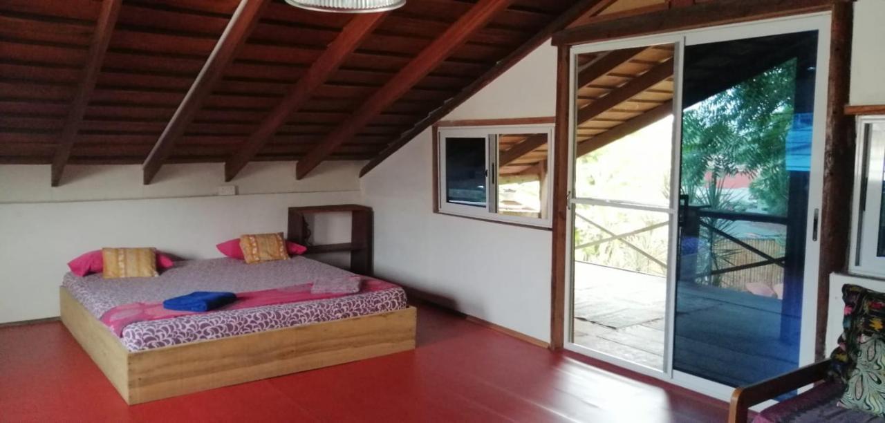 Kokrobite Gardens Restaurant And Guest House Ngoại thất bức ảnh