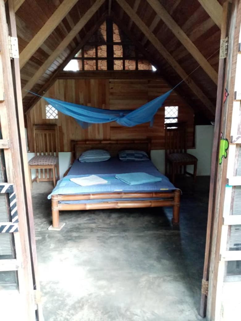 Kokrobite Gardens Restaurant And Guest House Ngoại thất bức ảnh